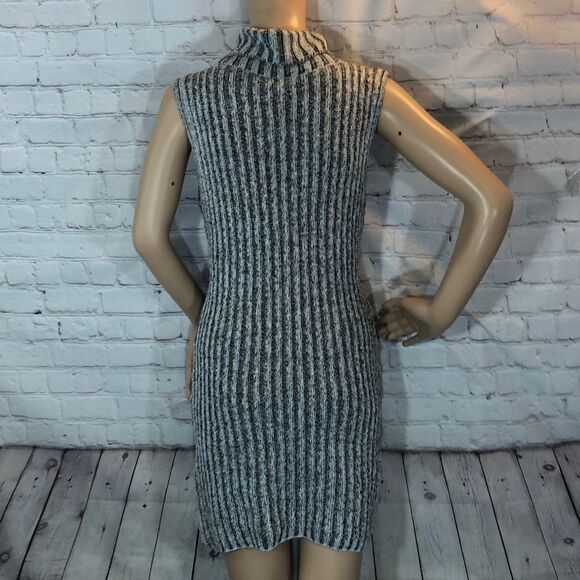 Gray Ribbed Turtleneck Knit Sleeveless Sweater Dress OSFM - Picture 8 of 14